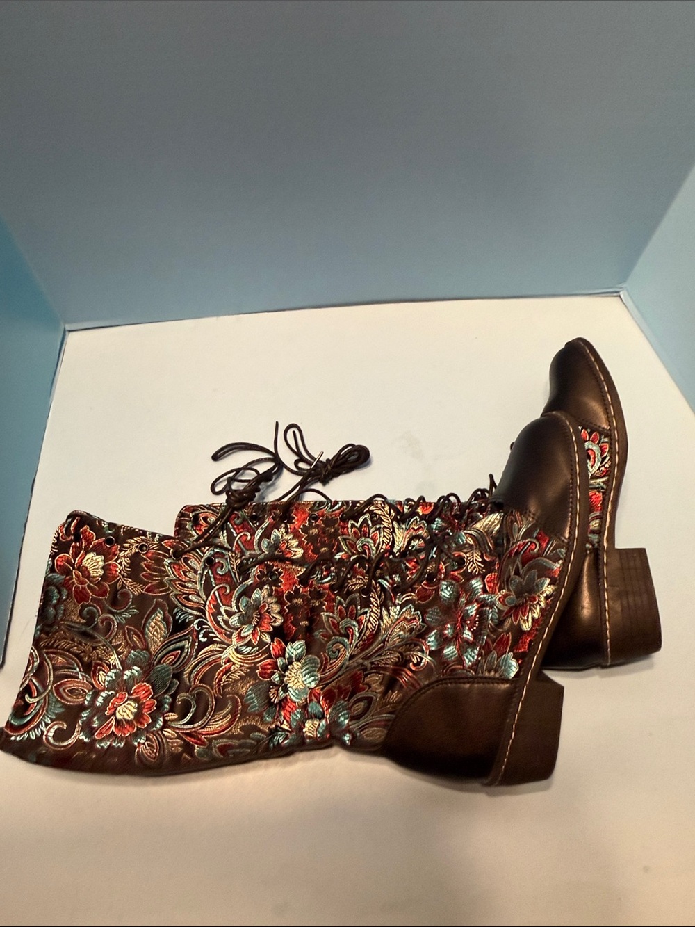 Black Floral Embroidered Lace-Up Knee Boots NWOB
